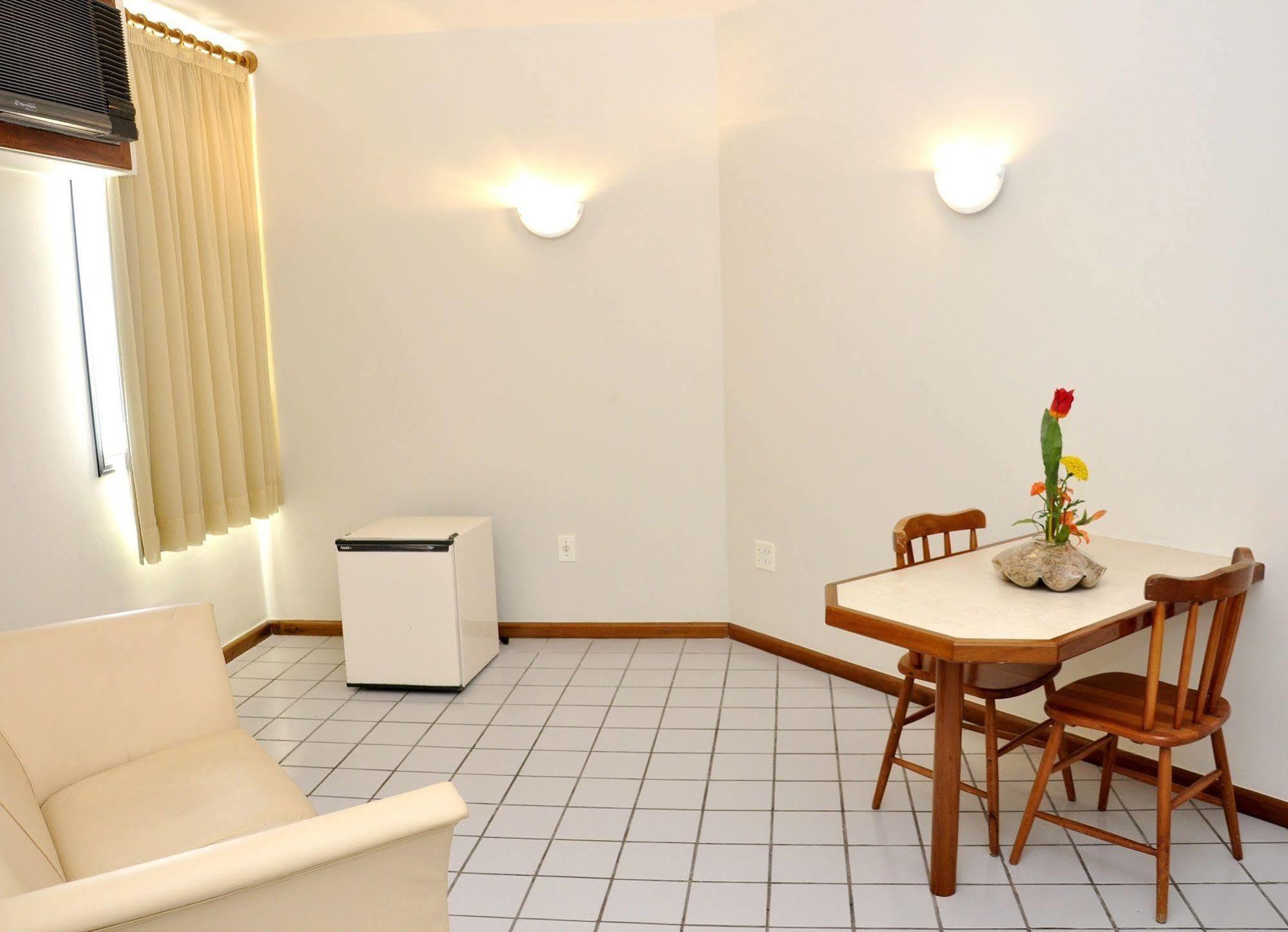Hostess Hotel Вила-Велья Экстерьер фото