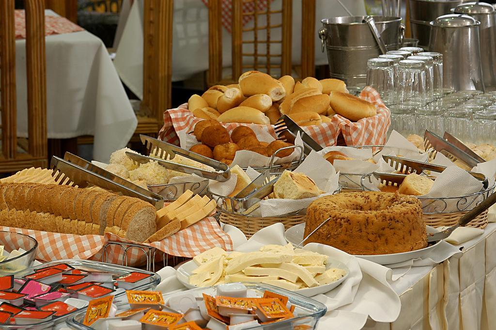 Hostess Hotel Вила-Велья Экстерьер фото
